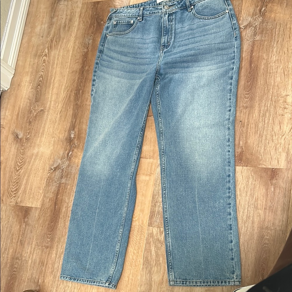 Women's Straight Leg Jeans - Blue